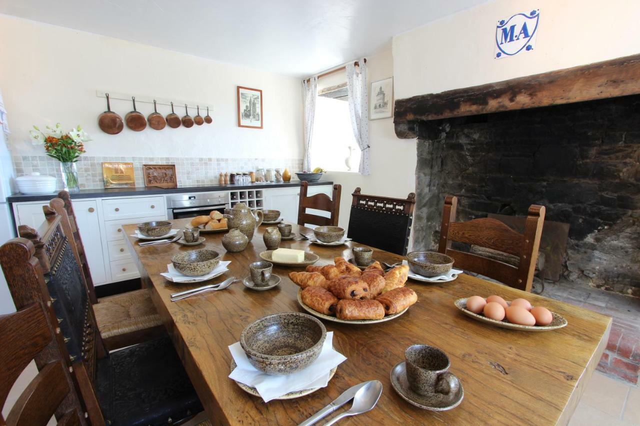 Bed and Breakfast Le Douitel Roncey Exterior foto